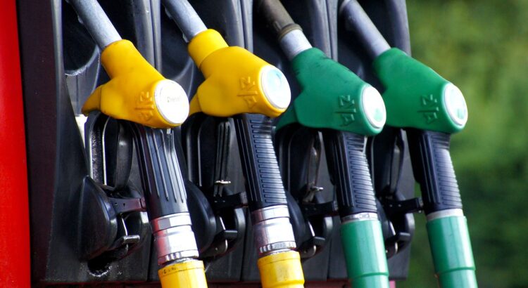 cómo gastar menos gasolina en carretera